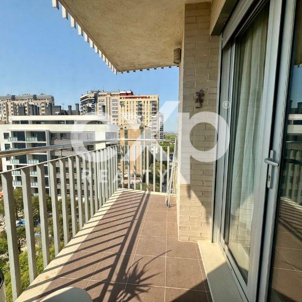 Exclusiva vivienda con terraza y vistas de ensueño frente al rio en Valencia
